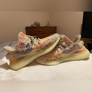 Adidas Boost 🔥 (READ DESCRIPTION!!)